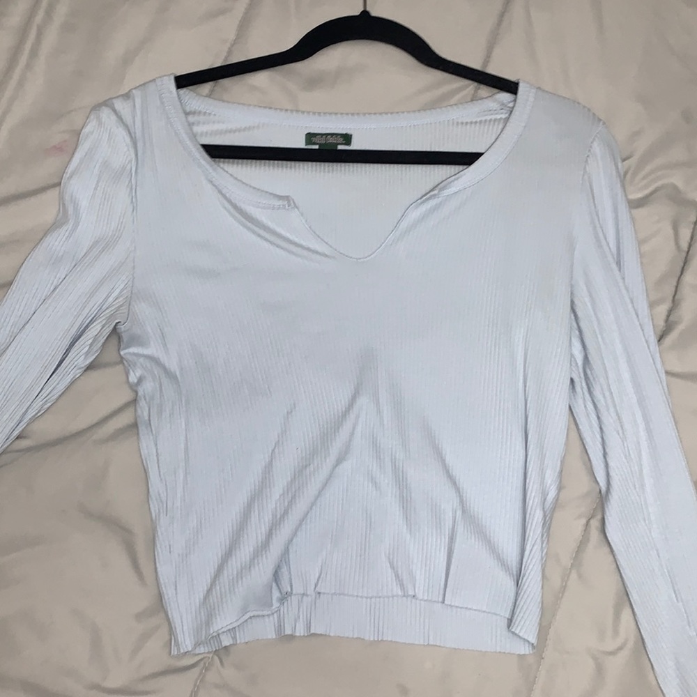 WILD FABLE LONG SLEEVE CROP TOP